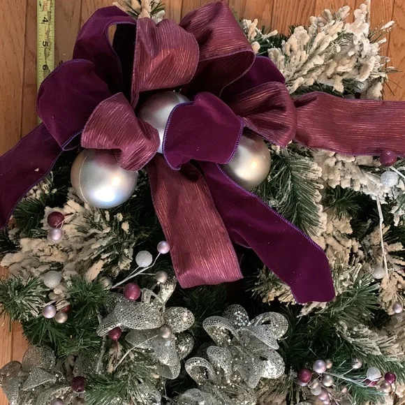 Gorgeous winter wreath with XL glittery snowflake - Picture 4 of 6